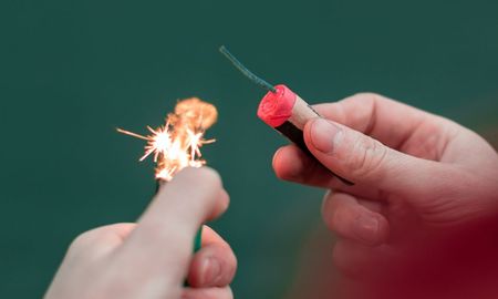 Una vez más, se recuerda por qué el uso de loa pirotecnia está prohibido y sus consecuencias en animales y personas con autismo. Una vez más, se recuerda por qué el uso de loa pirotecnia está prohibido y sus consecuencias en animales y personas con autismo.