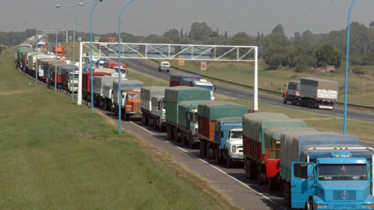 El Gran Rosario se prepara para descargar en sus puertos 27 toneladas de soja.