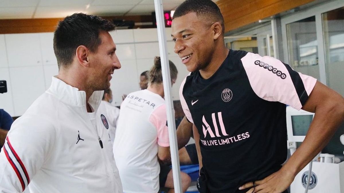Lionel Messi y Kylian Mbappé compartieron su primer entrenamiento en el Paris Saint-Germain.