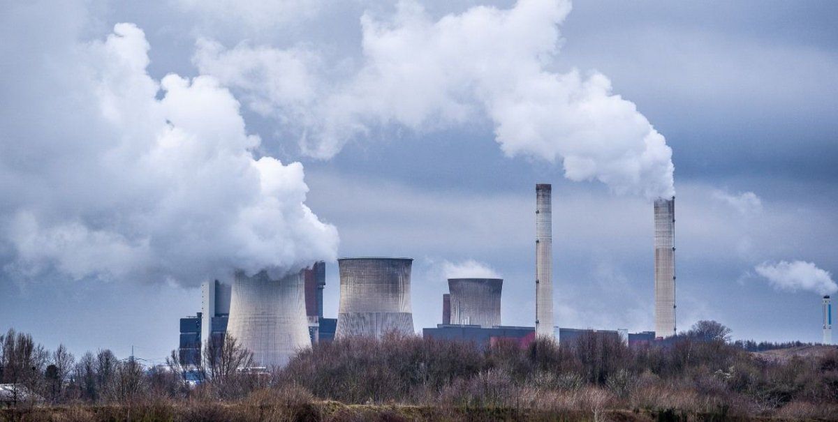 El estudio determinó que los cambios globales en la temperatura de los lagos y la cubierta de hielo “solo pueden explicarse por las emisiones masivas de gases de efecto invernadero desde la Revolución Industrial”.