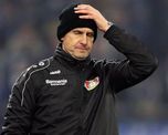 el entrenador del augsburgo no dirigira en la bundesliga por haber violado la cuarentena