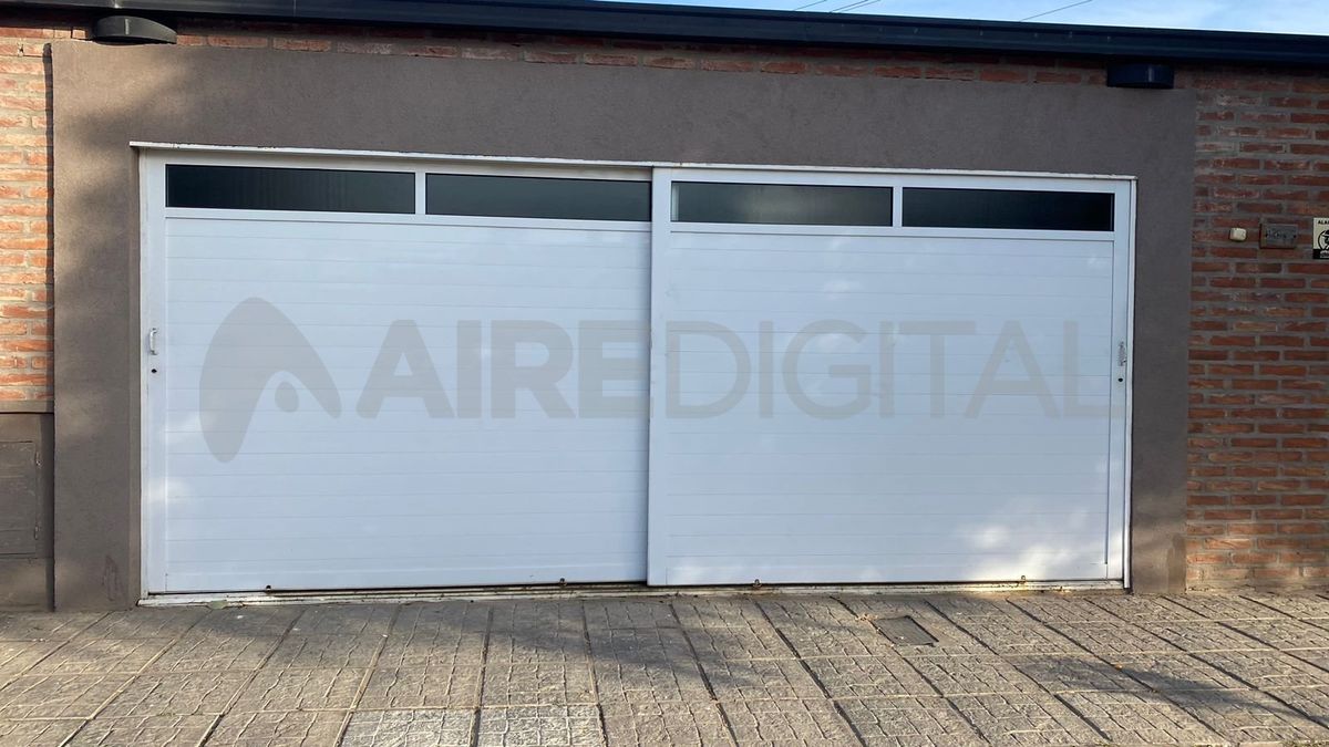 El frente de la vivienda donde los delincuentes lograron ingresar a robar. El frente de la vivienda donde los delincuentes lograron ingresar a robar.