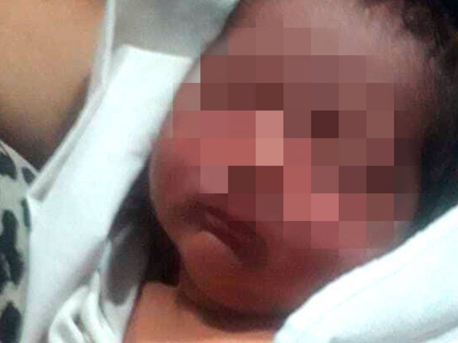 Abandonaron a un bebé dentro de una bolsa en Tres de Febrero con un cartel: Yo no puedo tenerlo