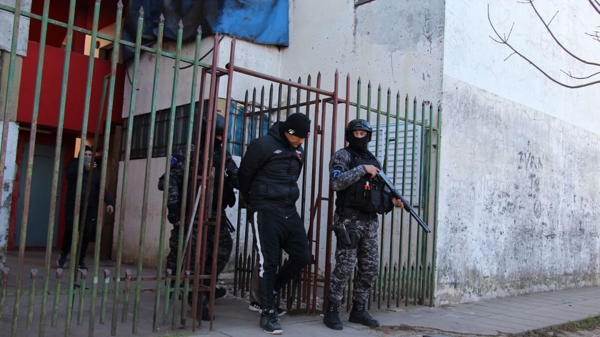 La PDI realizó múltiples allanamientos en Santa Fe