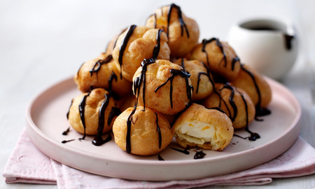 Cómo hacer profiteroles: la receta más fácil para sorprender a tu familia Cómo hacer profiteroles: la receta más fácil para sorprender a tu familia