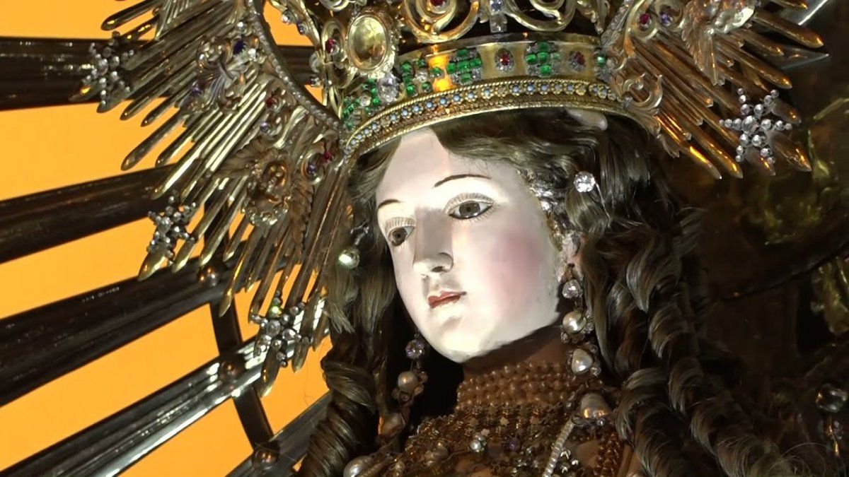 Le llegó un video de la Virgen del Milagro y era una terrible amenaza: Hay balas