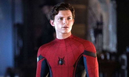 Tom Holland será Spider-Man por tres películas más. Tom Holland será Spider-Man por tres películas más.