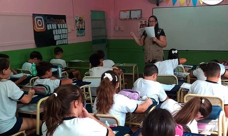 El titular de la cartera educativa, José Goity, fue citado a la Cámara de Diputados para que brinde un informe pormenorizado. El titular de la cartera educativa, José Goity, fue citado a la Cámara de Diputados para que brinde un informe pormenorizado.