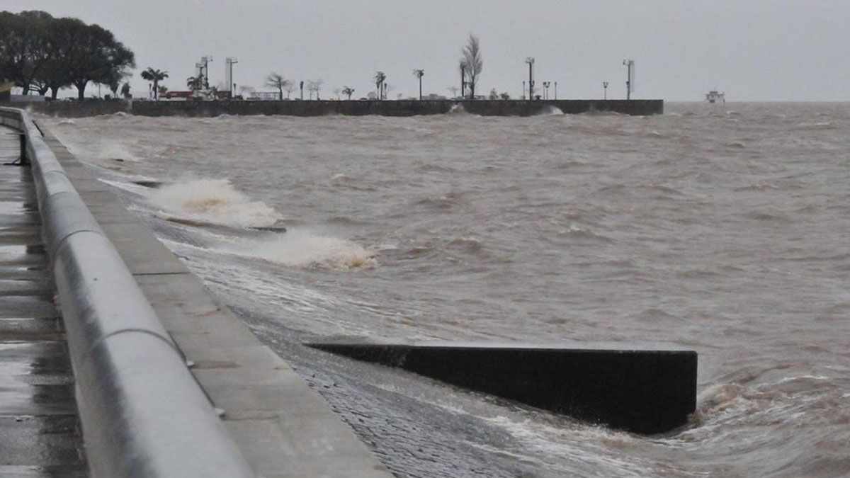 La advertencia fue actualizada este domingo a la tarde