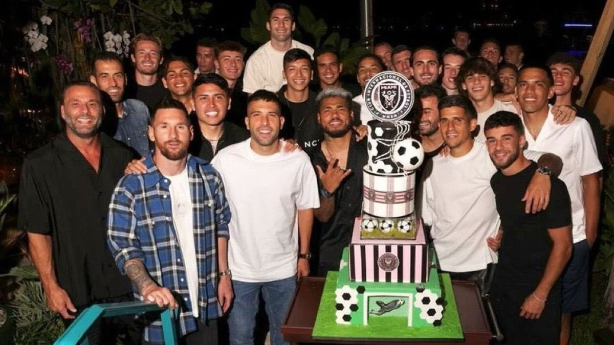 Facundo Farías y Lionel Messi juntos en la noche de Miami. Facundo Farías y Lionel Messi juntos en la noche de Miami.