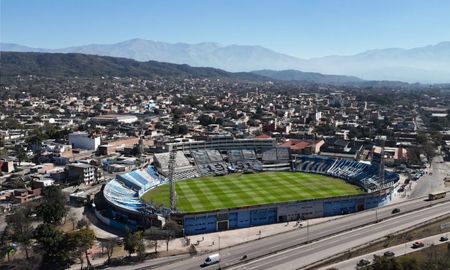 Colón tiene día y horario para visitar en Jujuy a Gimnasia: va por televisión Colón tiene día y horario para visitar en Jujuy a Gimnasia: va por televisión
