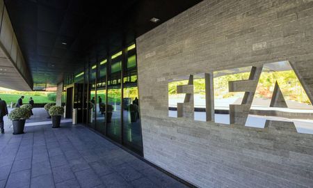FIFA determinará si comienzan o no las eliminatorias sudamericanas para el Mundial de Qatar. FIFA determinará si comienzan o no las eliminatorias sudamericanas para el Mundial de Qatar.