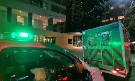Los médicos del equipo de Factores Humanos del SAME contuvieron a los padres de la víctima. Los médicos del equipo de Factores Humanos del SAME contuvieron a los padres de la víctima.