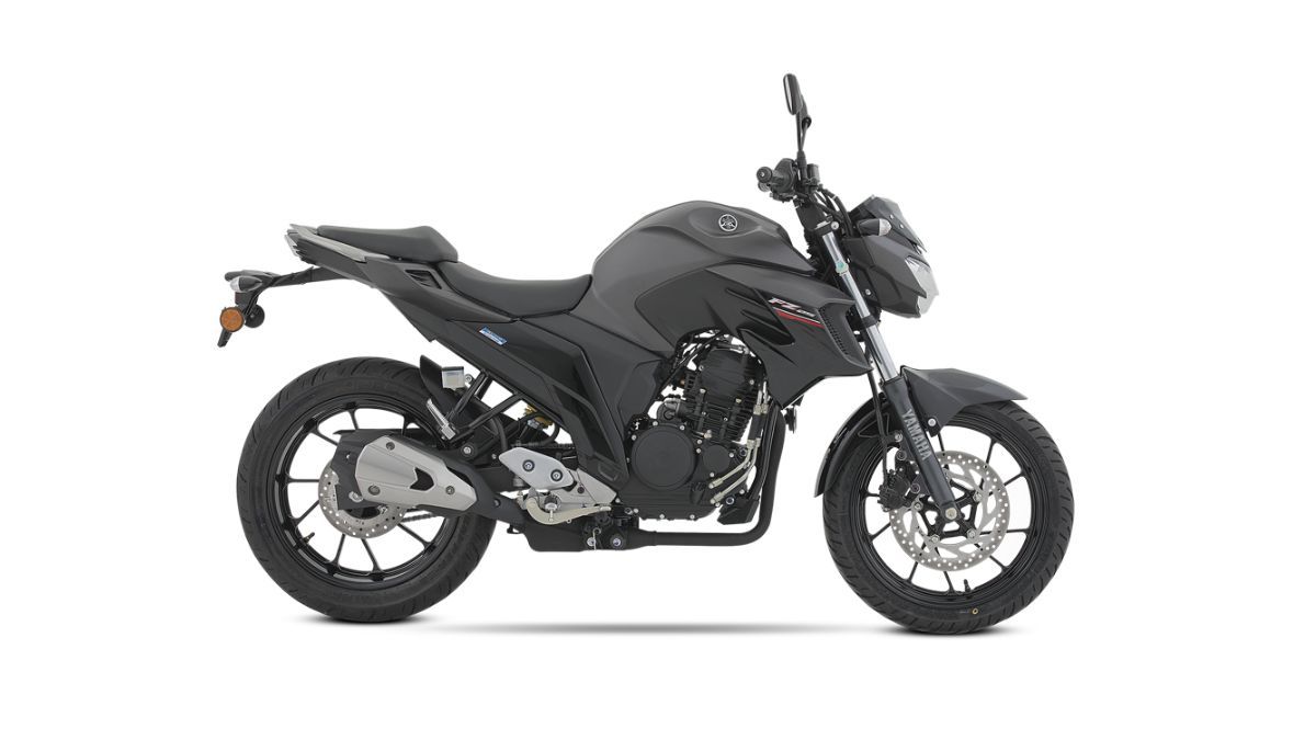 La Yamaha FZ25 ofrece una conducción cómoda para uso diario y trayectos en ruta. La Yamaha FZ25 ofrece una conducción cómoda para uso diario y trayectos en ruta.