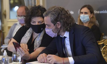 El encuentro se realizará por videoconferencia y se concretará pocas horas antes del vencimiento del Decreto de Necesidad y Urgencia (DNU) del Poder Ejecutivo que rige actualmente con medidas de restricción para limitar la circulación y reducir los contagios de coronavirus. El encuentro se realizará por videoconferencia y se concretará pocas horas antes del vencimiento del Decreto de Necesidad y Urgencia (DNU) del Poder Ejecutivo que rige actualmente con medidas de restricción para limitar la circulación y reducir los contagios de coronavirus.