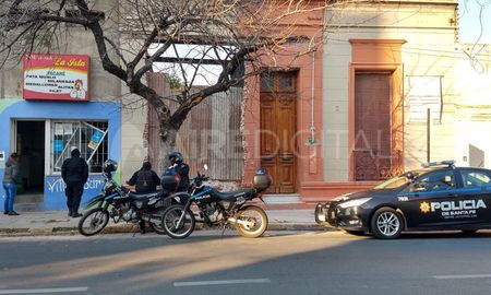 Pollería del barrio Candioti- Ituzaingó 1800 Pollería del barrio Candioti- Ituzaingó 1800