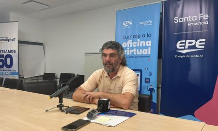 El Senado de la provincia de Santa Fe citó al presidente del directorio de la EPE, Mauricio Caussi, para que brinde un informe respecto a la estimación del consumo eléctrico. El Senado de la provincia de Santa Fe citó al presidente del directorio de la EPE, Mauricio Caussi, para que brinde un informe respecto a la estimación del consumo eléctrico.