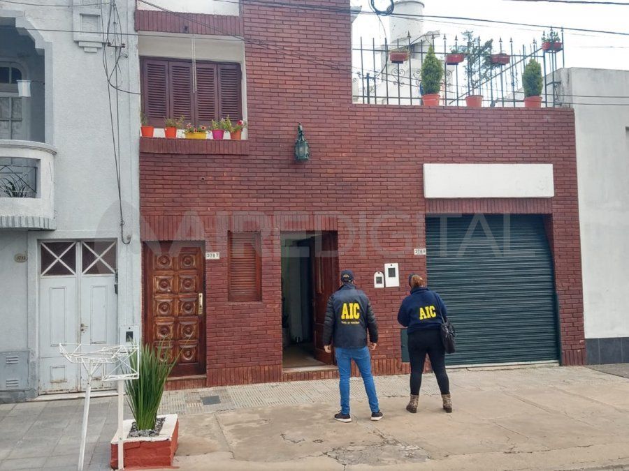 En la ciudad de Santa Fe se concretaron dos allanamientos: uno en barrio Candioti y otro en La Esmeralda