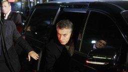 El Gobierno sumó una camioneta blindada para los traslados oficiales de Macri El Gobierno sumó una camioneta blindada para los traslados oficiales de Macri