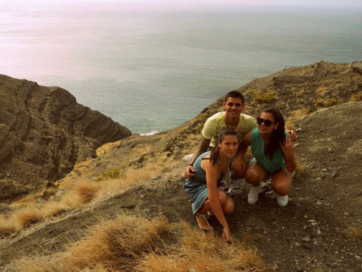 La foto de Ivana Icardi junto a su hermano y ex cuñada. 