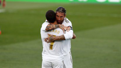 Real Madrid derrotó al Eibar y no le pierde pisada al Barcelona en la Liga