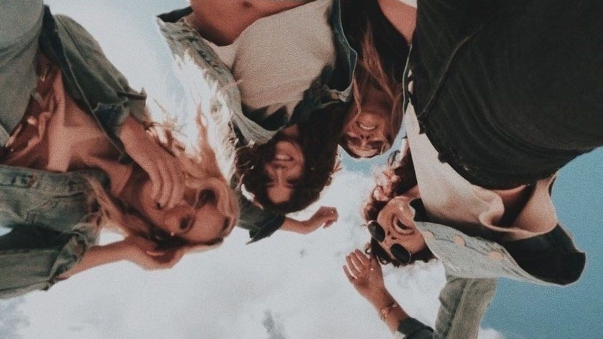 Qué debe esperar cada signo del zodiaco de sus amigos según el tarot