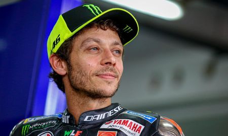 Valentino Rossi cree que las carreras de motos se seguirán haciendo por la voluntad de los pilotos. Valentino Rossi cree que las carreras de motos se seguirán haciendo por la voluntad de los pilotos.