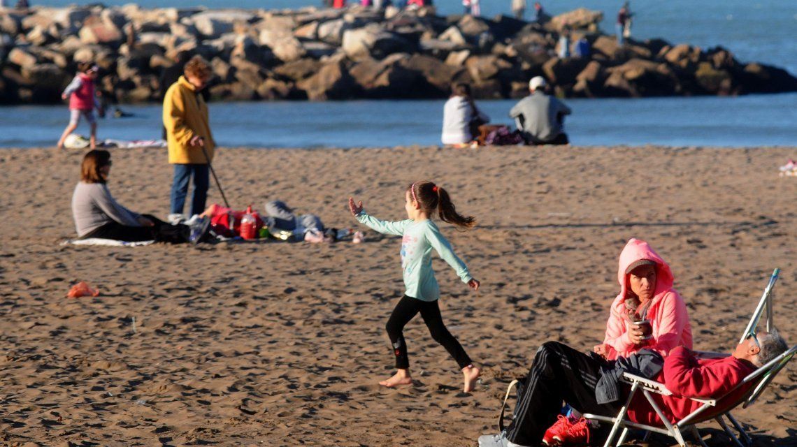 Media sanción de Diputados para restablecer feriados puente