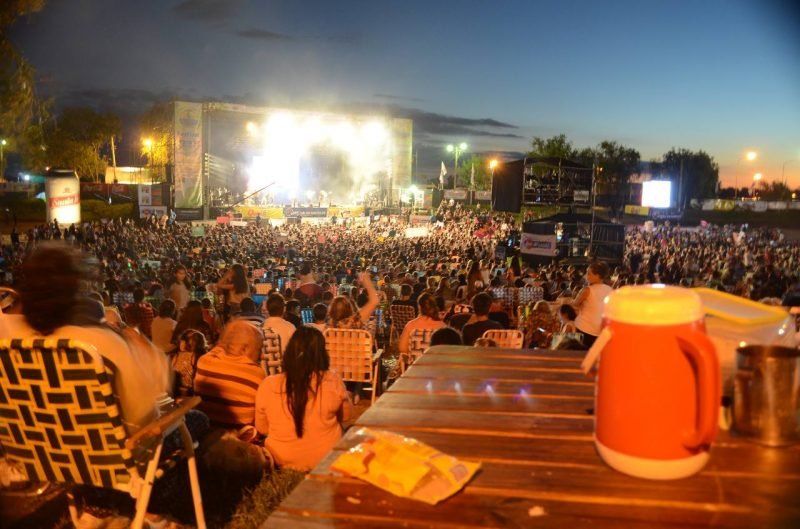 Continúa este sábado el Festival del Pescador 2023 en Sauce Viejo.