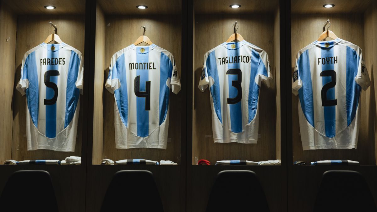 Argentina se mide ante Ecuador