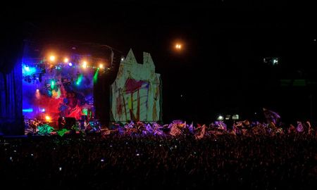 Los incidentes del show de La Renga se dieron luego de que varias personas intenten ingresar sin entrada. Los incidentes del show de La Renga se dieron luego de que varias personas intenten ingresar sin entrada.