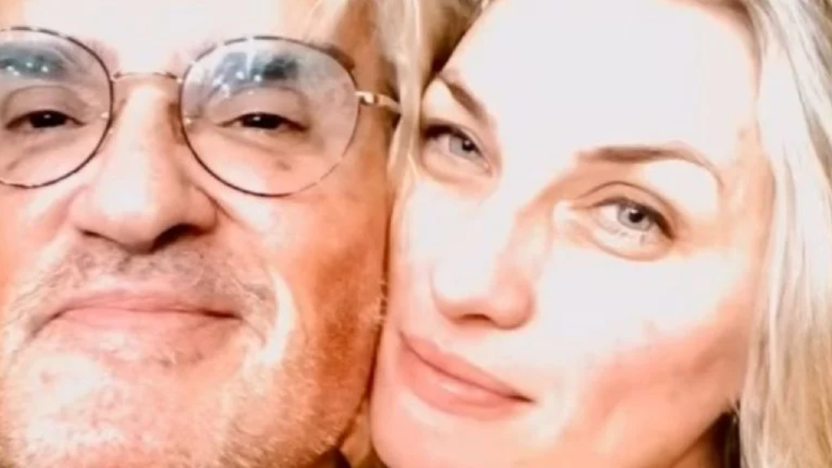 Pepe Ochoa contó en LAM que Roberto Pettinato volvió a apostar al amor. Esta vez de una exmodelo, madre de dos hijas, llamada Jimena Herrera.