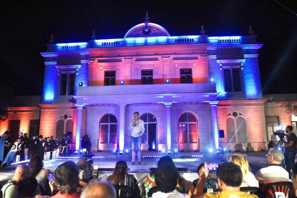 La recuperación del techo del hall entró en la primera etapa de la obra