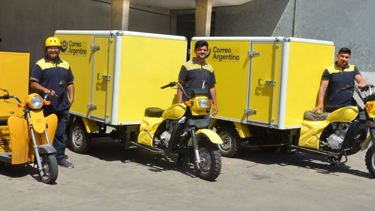 Foecyt Santa Fe recibió nuevos vehículos para la entrega de paquetería.