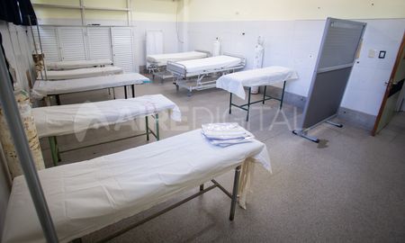 Sala de internación transitoria para Coronavirus del Hospital José María Cullen. Sala de internación transitoria para Coronavirus del Hospital José María Cullen.