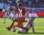 El Club Atlético Unión visita a Argentinos Juniors en el cierre de la primera fase de la Copa de la Liga. El Club Atlético Unión visita a Argentinos Juniors en el cierre de la primera fase de la Copa de la Liga.