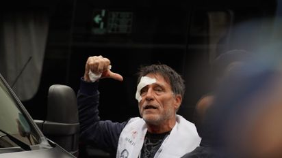 Incidentes en una nueva marcha de jubilados frente al Congreso y la Policía demoró al Padre 