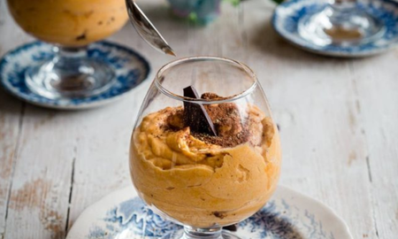Mousse de tofu y dulce de batata en vaso Mousse de tofu y dulce de batata en vaso