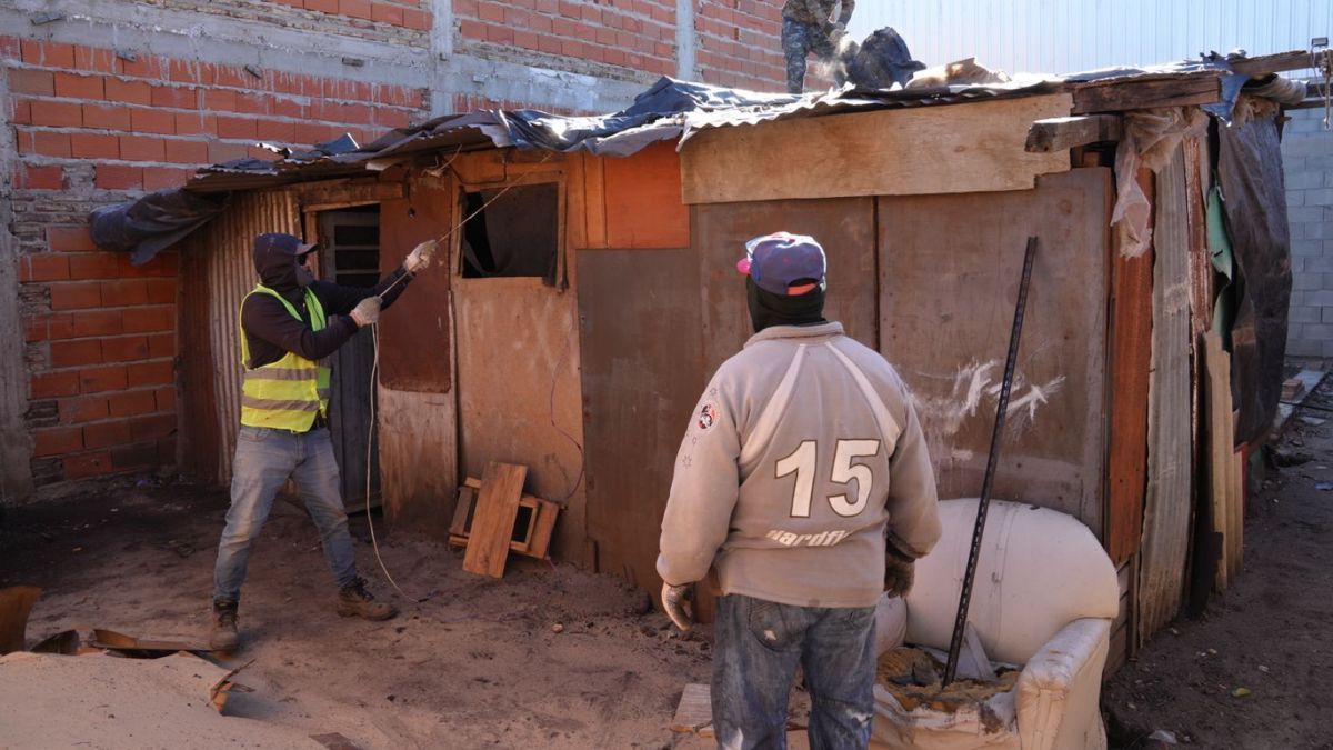 Cococcioni supervisó este miércoles el derribo de otro búnker de venta de drogas en Rosario.