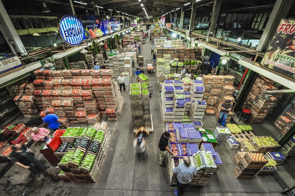 El 40% de las ventas del Mercado Central incluyen el tomate, papa y cebolla.