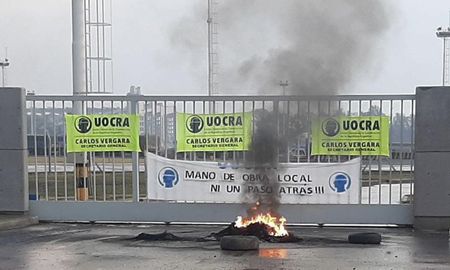 La Uocra volvió a frenar la actividad de los puertos de la región este miércoles. La Uocra volvió a frenar la actividad de los puertos de la región este miércoles.