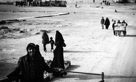 El fotoperiodista Mauricio Centurión viajó a Medio Oriente para documentar la lucha del pueblo de Kurdistán. El fotoperiodista Mauricio Centurión viajó a Medio Oriente para documentar la lucha del pueblo de Kurdistán.