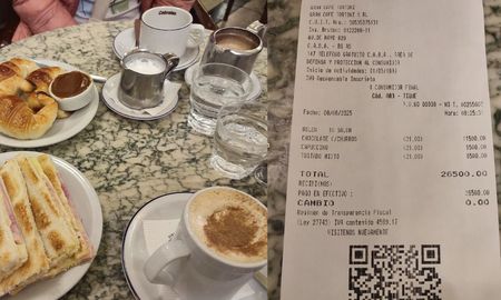 Fue a Café Tortoni y mostró cuánto gastó. Fue a Café Tortoni y mostró cuánto gastó.