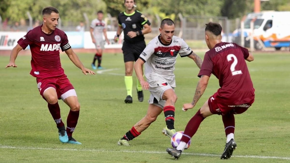 El Sabalero cayó por 3 a 1 ante el Granate por la primera fecha del Torneo Proyección.