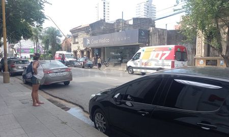 El hecho provocó un corte total en el tránsito y generó importantes demoras.&nbsp;