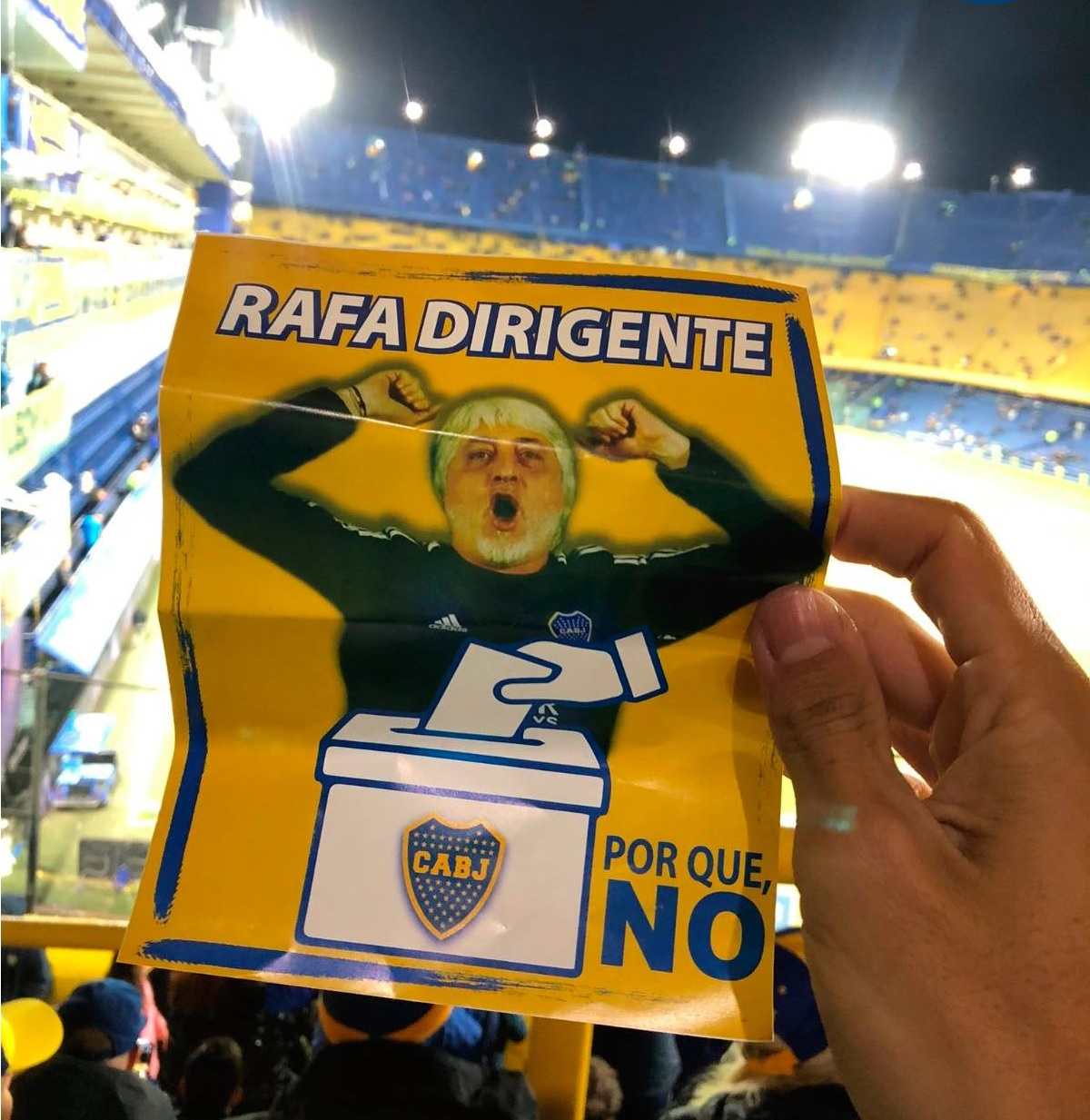 Los folletos de Rafael Di Zeo como candidato a presidente. Los folletos de Rafael Di Zeo como candidato a presidente.