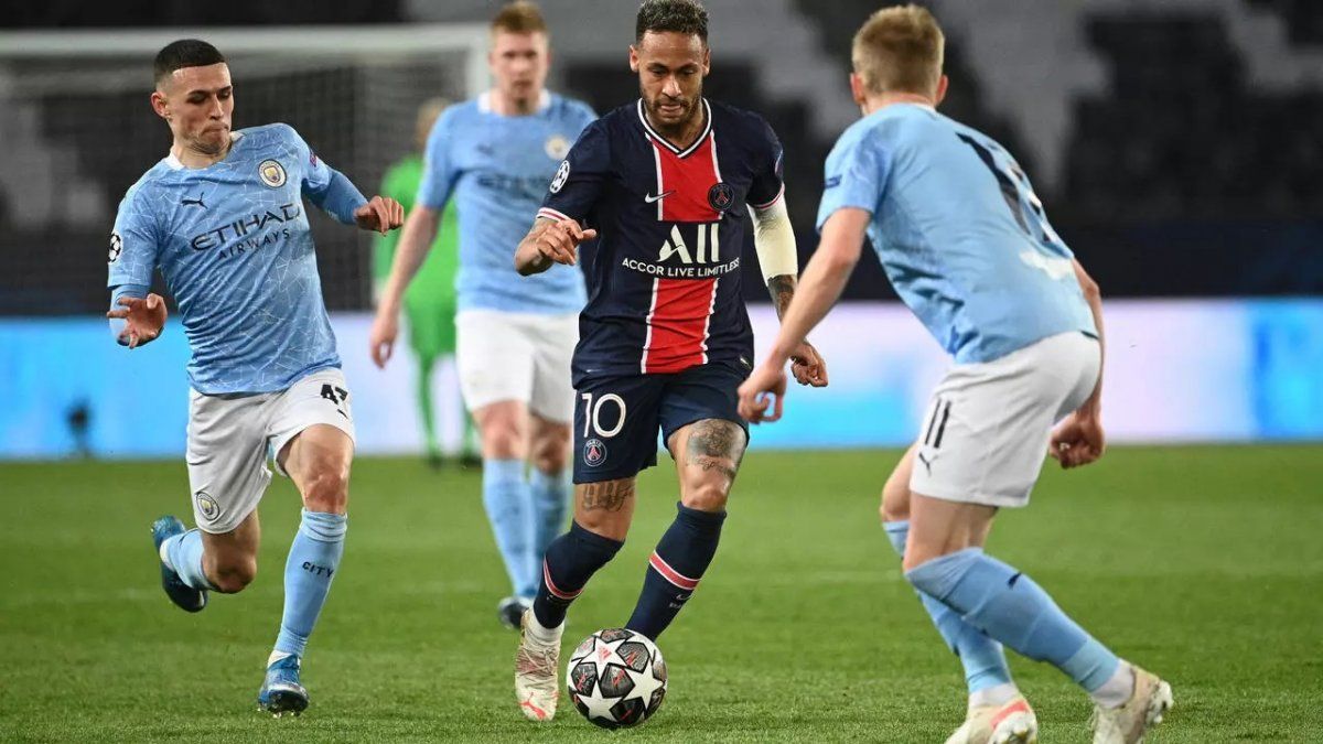 El Paris Saint-Germain visita este martes al Manchester City por la revancha de las semis de la Champions League.