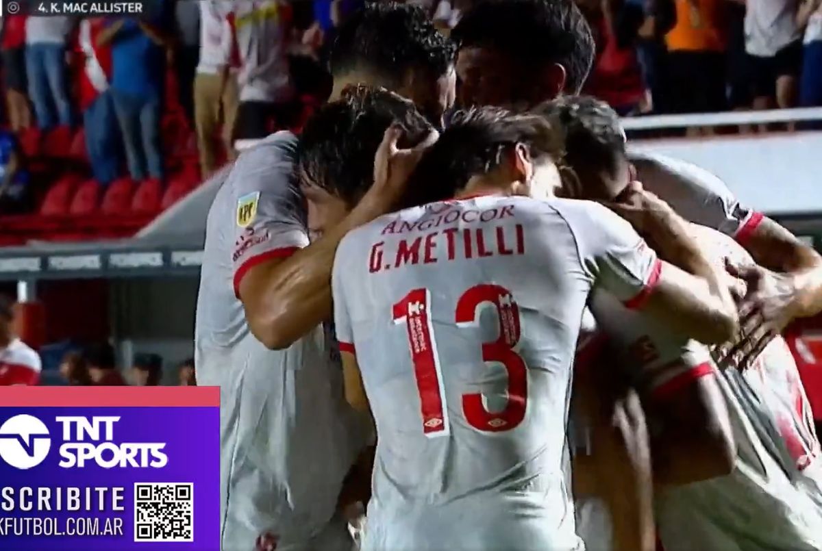 Argentinos Juniors jugó un primer tiempo para el recuerdo ante Unión