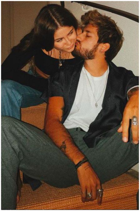 Ricky Montaner y Sofía Reyes. Fuente: us.hola.com