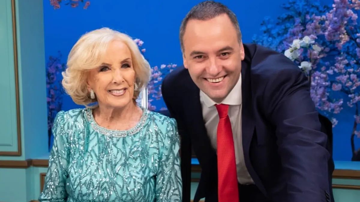 La conductora televisiva abrió un espacio de debate político donde los comensales analizaron las últimas medidas del Poder Ejecutivo.